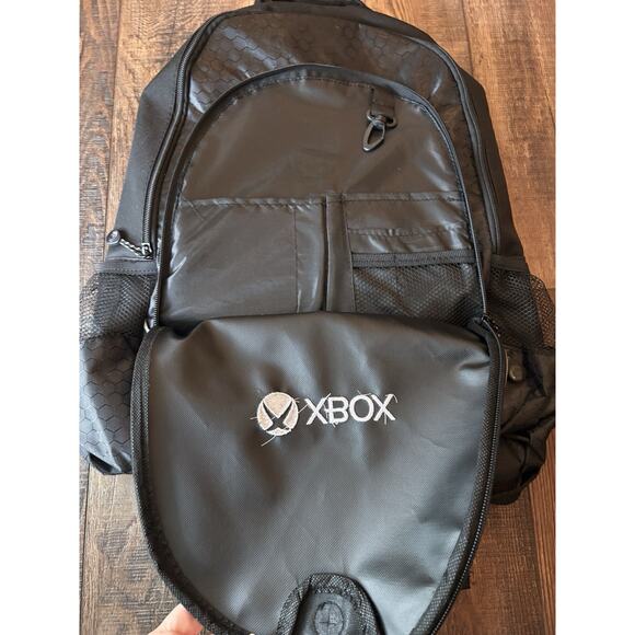 NWOT XBOX One Black Backpack Game Company Event Promo Giveaway Padded - Picture 2 of 4